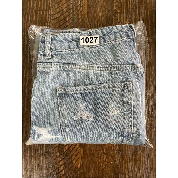 Zara High Rise Mom Jeans Women 12 Light Wash Thrashed Hem Distressed Y2K Grunge - Picture 13 of 13